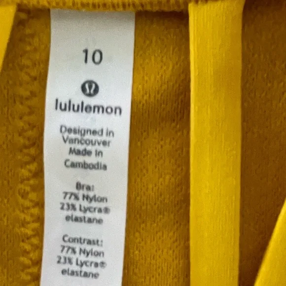 #005 Lululemon Athletica Free To Be Serene high neck bra, size 10, NWOT - Picture 3 of 4